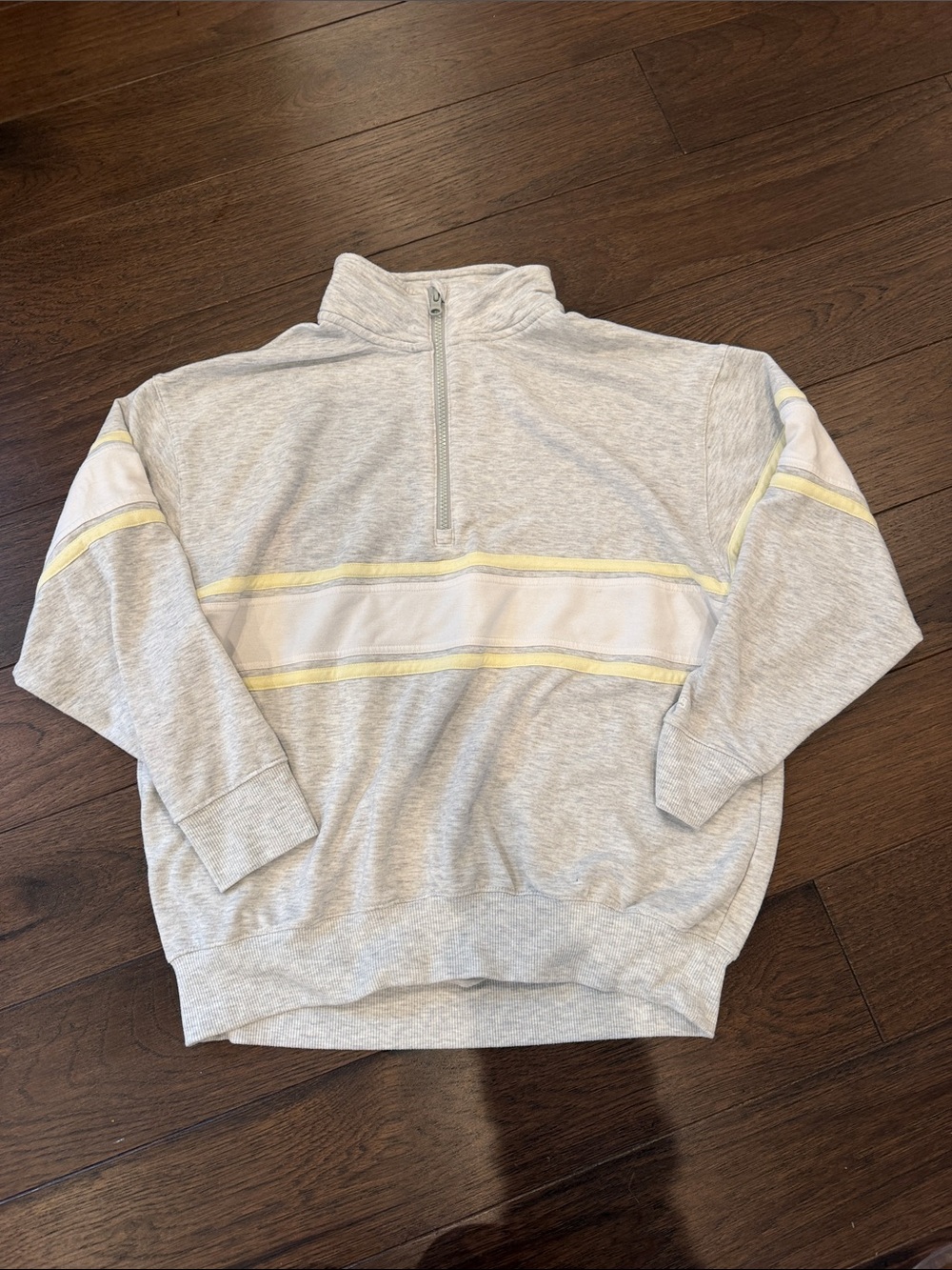 DSG Kids Light Gray Quarter-Zip Sweater with Pale Yellow Stripe Large - C72-009